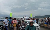 Hàng nghìn khách kẹt ngoài đảo Phú Quốc