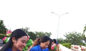 Hàng trăm ĐVTN An Giang tri ân anh hùng liệt sỹ