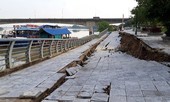 Chi 34 tỷ khắc phục sạt lở bờ kè... hơn 100 tỷ đồng