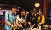 Trải nghiệm làm kim chi, bánh gạo cay Hàn Quốc tại Hội An
