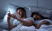 Có nên chia sẻ mật khẩu mạng xã hội với bạn đời?