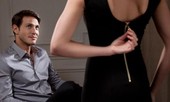 Chuyện trớ trêu lúc nửa đêm giữa chồng và 'vị khách không mời'