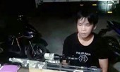 Vác súng tự chế trên đường, 'đụng' phải công an