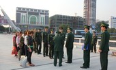 Yêu qua mạng, nữ sinh viên bị lừa bán sang Trung Quốc 
