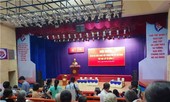 Bí thư Thành uỷ TPHCM tiếp xúc cử tri Thủ Thiêm
