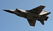 Nga: Tiêm kích MiG-31 phát nổ, bốc cháy dữ dội