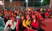 Cổ động viên 'nhí' Đà Nẵng tiếp sức tuyển Việt Nam