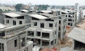 Xôn xao 26 biệt thự giữa Thủ đô xây xong mới xin phép