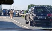 Tài xế bị tông chết trên cao tốc: CSGT dừng xe đúng hay sai?