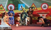 Thanh niên thi tài văn hóa giao thông