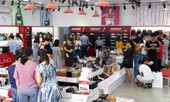 Chỉ sau vài giờ mở cửa “Thiên đường săn sale”: Giới trẻ “phát sốt”
