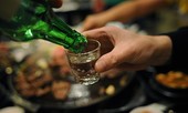 Doanh nghiệp bán rượu, bia có thể phải góp quỹ... nâng cao sức khỏe