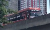 Bản tin 14H: Xe máy ‘ép’ xe khách đi lùi trên đường vành đai 3