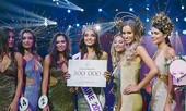 Hoa hậu Ukraine bị tước vương miện sau 1 tuần đăng quang vì có con