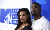 Vợ chồng Kim Kardashian thuê đội cứu hoả riêng bảo vệ nhà 60 triệu USD