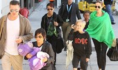 Brad Pitt: Angelina Jolie đang thao túng các con