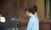 Người đàn ông 'đại náo' phiên tòa, đánh KSV bị tuyên 2 năm tù