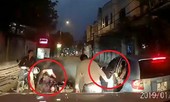 Ô tô mở cửa gây tai nạn, người đàn ông xuống xe và điều bất ngờ xảy ra