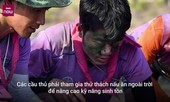 VIDEO: Xuân Trường trổ tài nấu canh cá ở đội bóng Thái Lan