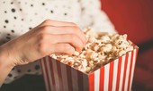 Vì sao bỏng ngô từng bị cấm bán trong các rạp chiếu phim?