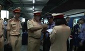 Đột kích ga Hà Nội, CSGT phát hiện 1 trưởng tàu vi phạm nồng độ cồn