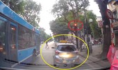 Taxi không nhường đường dù xe cứu thương hú còi liên tục