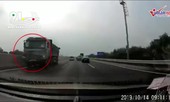 Xe ben liều mạng chạy ngược chiều trên cao tốc 5B, suýt gây thảm họa