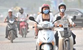 Khẩu trang không thể cản được bụi ô nhiễm ở miền Bắc