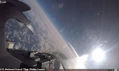 Đẹp ngỡ ngàng F-16 sải cánh trên bầu trời trong cuộc tập trận ở Hawaii