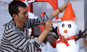 Dựng mô hình Noel bằng xốp thu gần 7 triệu mỗi ngày