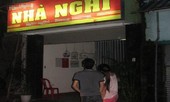 Những vụ cán bộ vào nhà nghỉ cùng người khác giới vì lý do 'trời ơi'