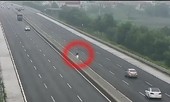 Phạt 750 nghìn đồng, tước giấy phép lái xe 2 tháng nam thanh niên đi vào cao tốc