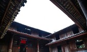 Không có chuyện đóng cửa dinh thự vua Mèo
