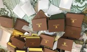 Thu giữ hàng nghìn túi xách hàng hiệu giả giá từ... 30.000 đồng