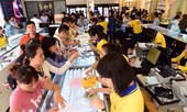Người Sài Gòn đổ xô mua vàng ngày vía Thần tài giữa trưa