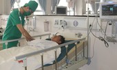 Nam bảo vệ bệnh viện bị đâm gục trong ca trực