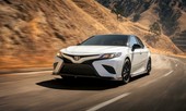 Toyota Camry 2020 phiên bản thể thao lộ giá chỉ 741 triệu đồng