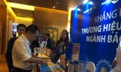 Mua bảo hiểm nhân thọ, khách hàng lo bị 'đem con bỏ chợ'
