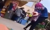 Màn cầu hôn giữa sân trường khiến nữ sinh bị đuổi học