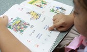 Trẻ mới đi học đã bị cô 'vạch tội, chê bai', cha mẹ có nên phản ứng mạnh?