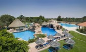 Tuyển Việt Nam ở resort 5 sao trước trận gặp Yemen