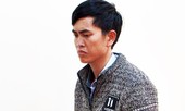 Thỏa thuận đốt gỗ để phi tang chứng cứ, một nhân viên quản lý rừng bị bắt giam