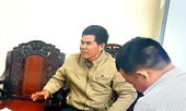 Chủ tịch xã nhận 350 triệu đồng rồi 'bật đèn xanh' cho lâm tặc phá rừng