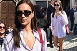 Siêu mẫu Nga Irina Shayk thả dáng buông lơi với mốt giấu quần siêu gợi cảm