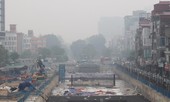 Nhiều công trình thi công 'rùa' gây bụi bẩn ở Thủ đô