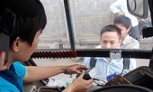 Vì sao hơn 40 nghìn xe kinh doanh vận tải tê liệt 'hộp đen'?