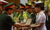 Bản lĩnh nữ quân y Việt