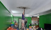 Công nhân vừa ở vừa run trong nhà ở xã hội