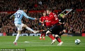 Man City hạ gục M.U, tái chiếm ngôi đầu Ngoại hạng Anh