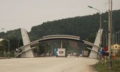 Buôn lậu mùa áp Tết: Siết nội địa, cửa khẩu đìu hiu